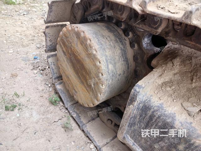 左驅(qū)動(dòng)輪(行走機(jī)構(gòu)) 左驅(qū)動(dòng)輪(行走機(jī)構(gòu))
