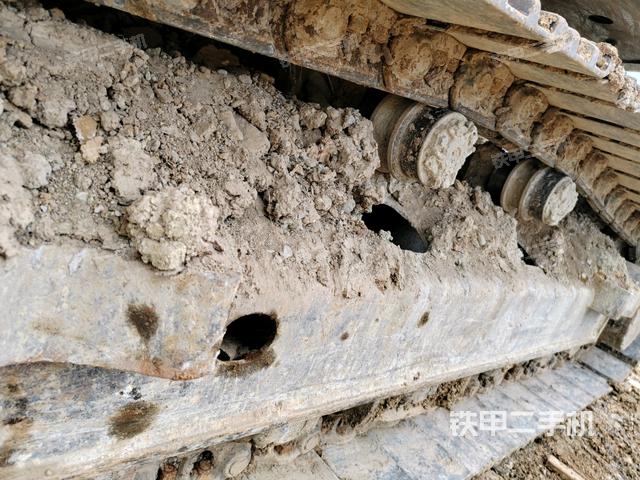 右侧行走马达盖板（行走机构）