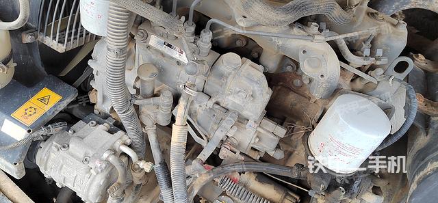 发动机整体俯视（整机外观）