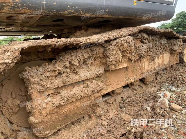 单侧履带整体（整机外观）