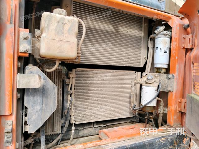 散热器正面（大件舱室）