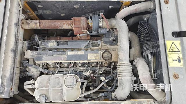 发动机整体俯视（整机外观）