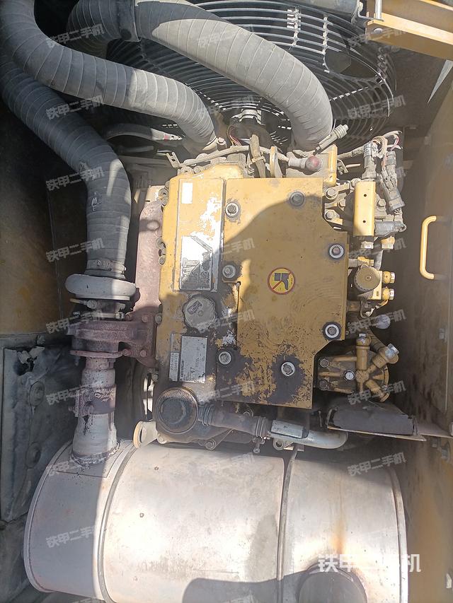 发动机整体俯视（整机外观）