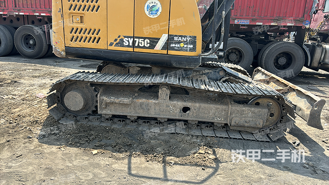 单侧履带整体（整机外观）