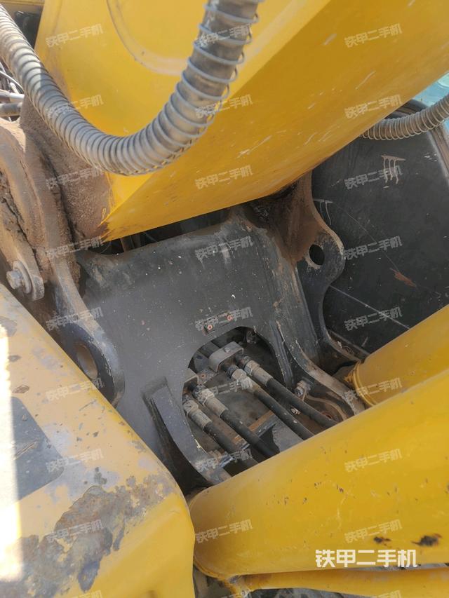 大臂根部 斜视（工作和回转装置）