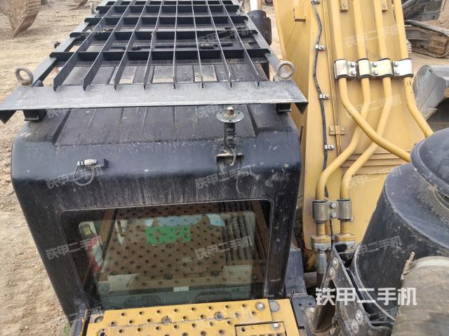 駕駛室頂部俯視(上車部件) 駕駛室頂部俯視(上車部件)