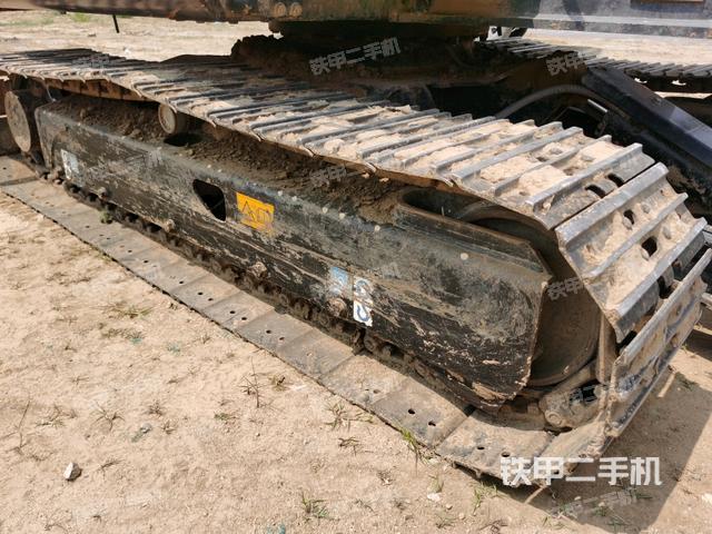 右側(cè)行走馬達(dá)蓋板（行走機(jī)構(gòu)）