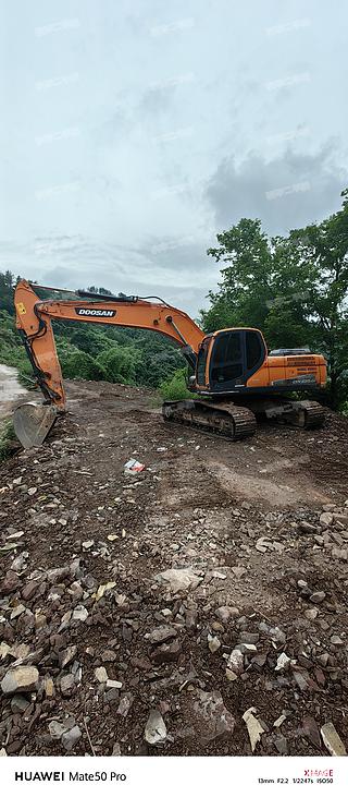 重庆市出售 斗山 DX220LC-9C 挖掘机