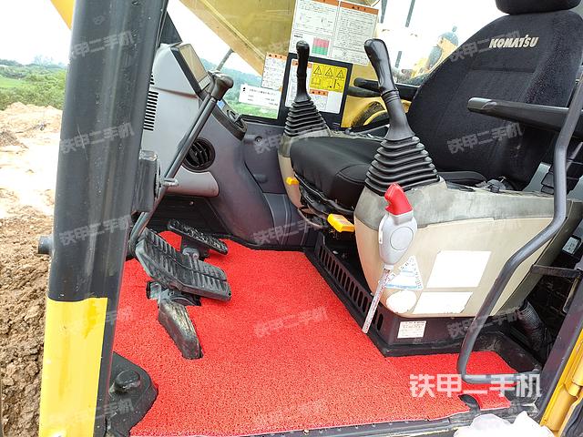 驾驶室整体（整机外观）