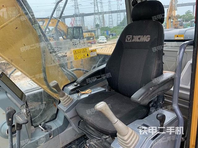 驾驶室整体（整机外观）