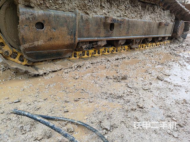 单侧履带整体（整机外观）