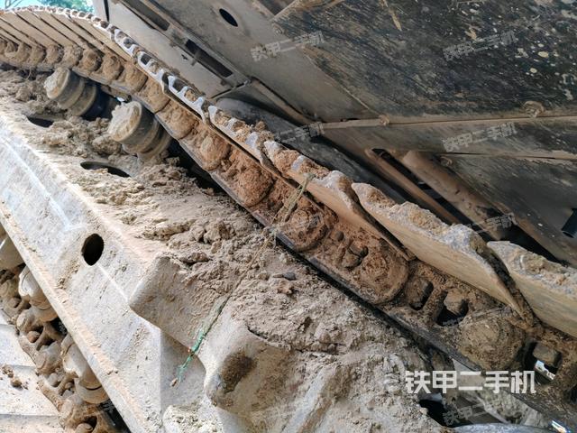 左侧行走马达盖板（行走机构）