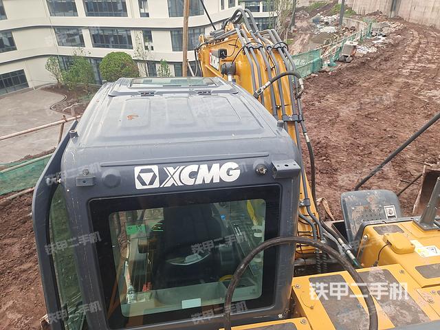 驾驶室顶部（整机外观）