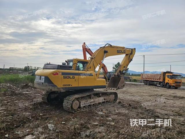 右后45(整机外观) 右后45(整机外观)