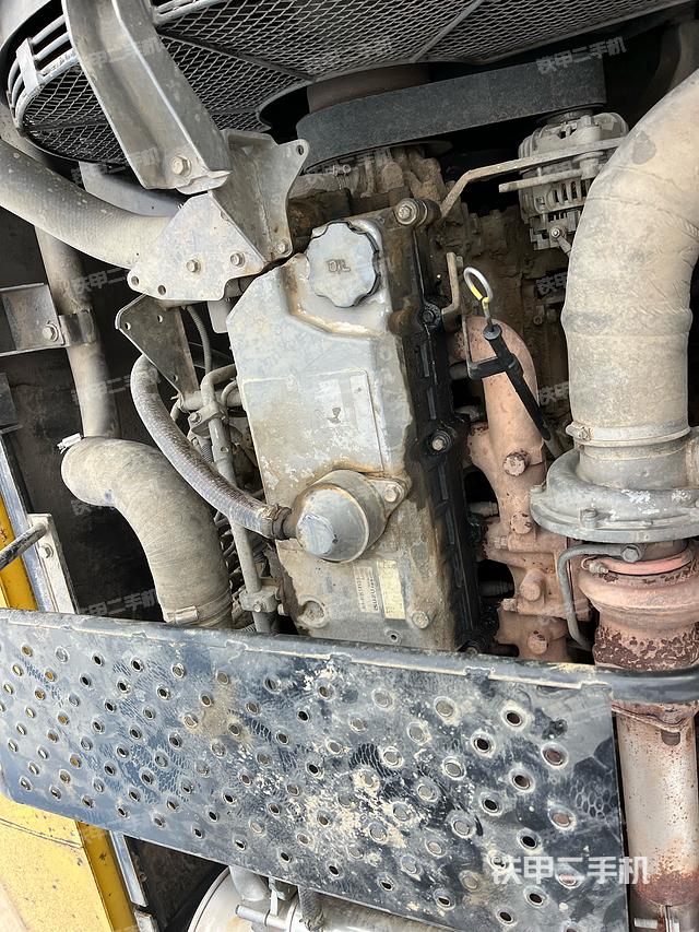 发动机整体俯视（整机外观）