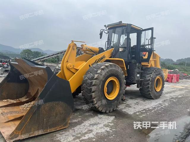 工作装置整体（整机外观及大件）