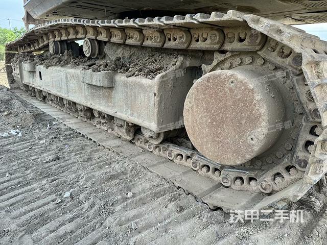 单侧履带整体（整机外观）