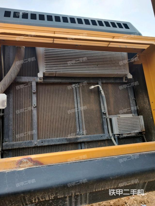 散熱器正面（大件艙室）