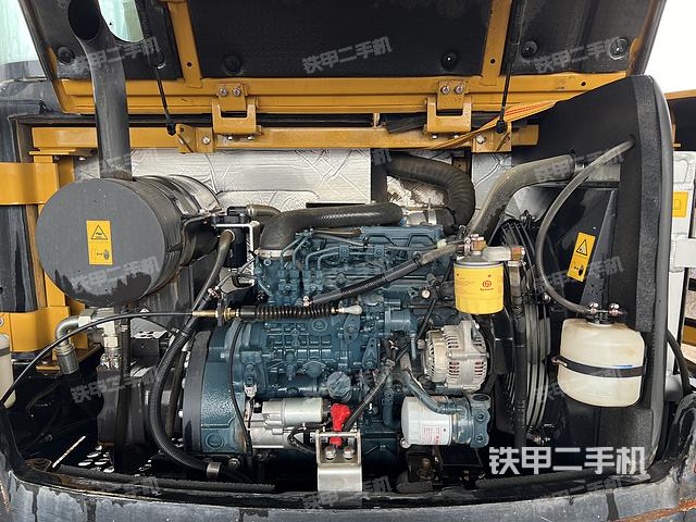 发动机整体俯视（整机外观）