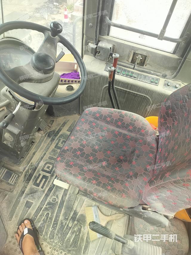 驾驶室操作台（整机外观及大件）