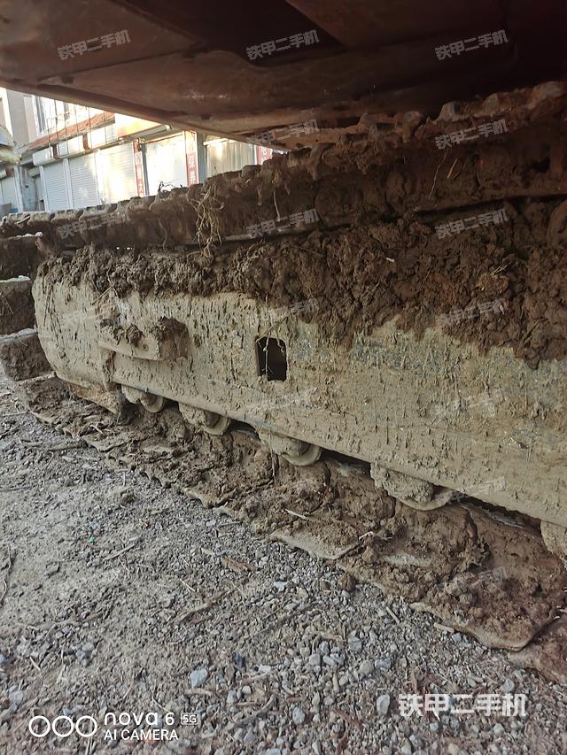 单侧履带整体（整机外观）