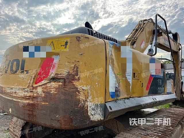 整机右后45°（整机外观）