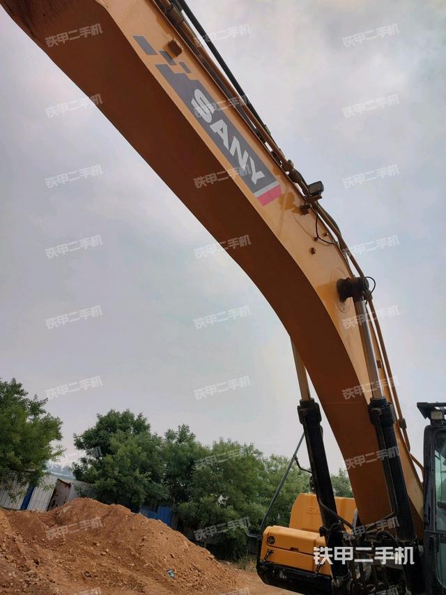 大臂整體?右側(cè)（工作和回轉(zhuǎn)裝置）