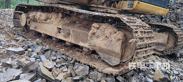 单侧履带整体（整机外观）