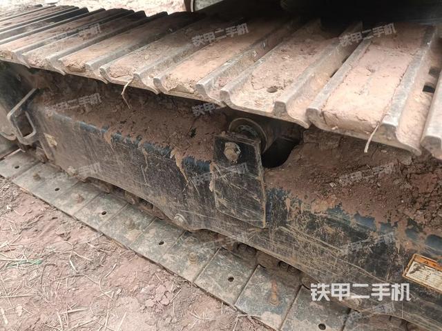 单侧履带整体（整机外观）