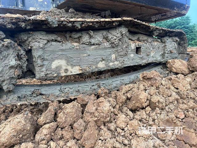 单侧履带整体（整机外观）