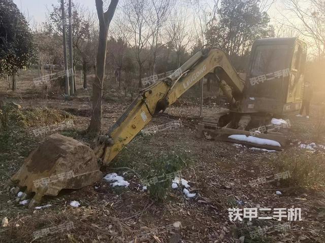 柳工CLG906C挖掘机