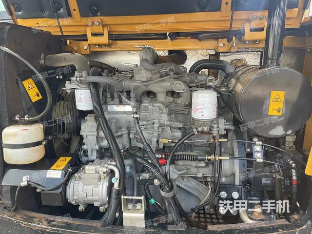 发动机整体俯视（整机外观）