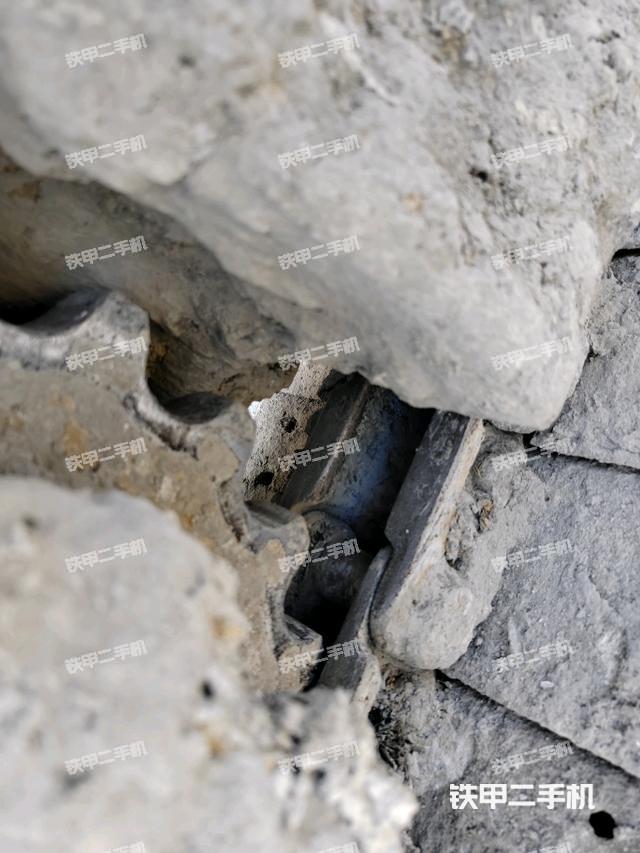 单侧履带整体（整机外观）