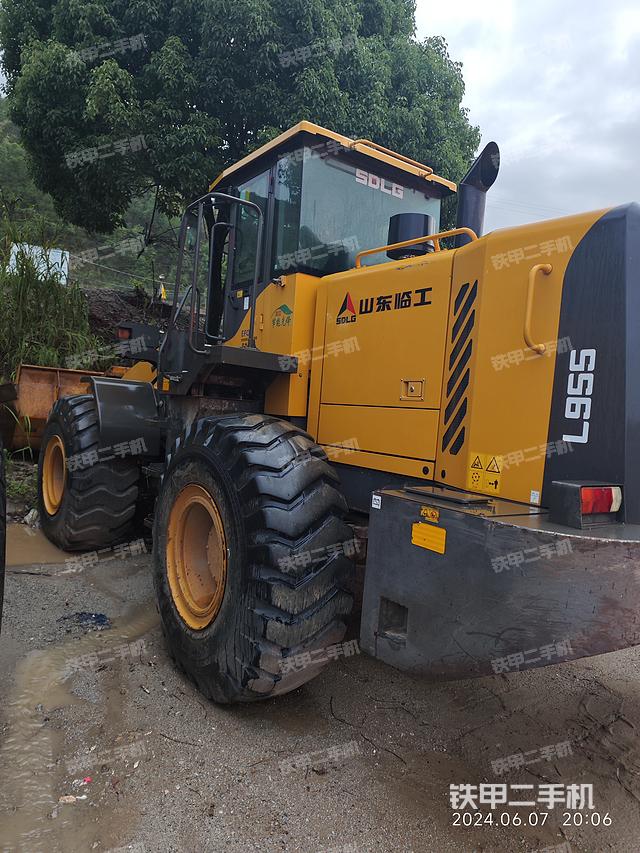 工作装置整体（整机外观及大件）