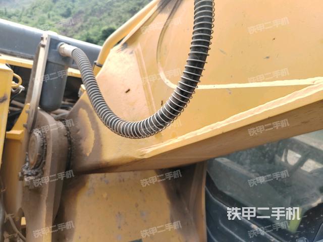 大臂根部 斜视（工作和回转装置）