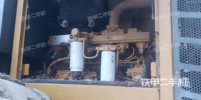 发动机左侧（整机外观及大件）