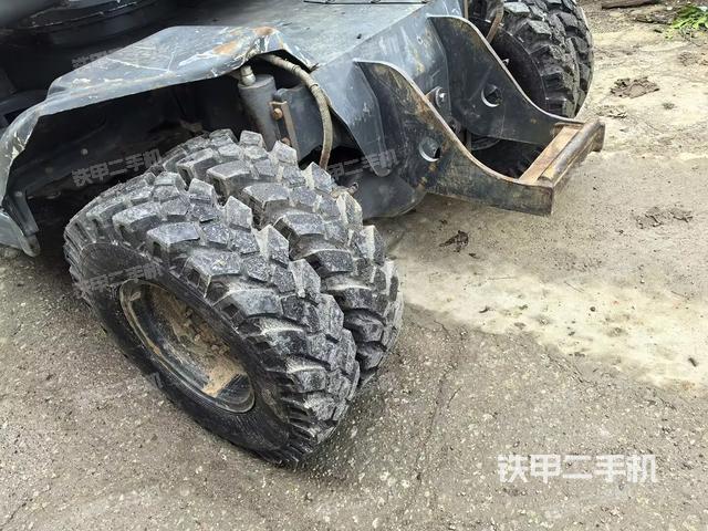 单侧履带整体（整机外观）