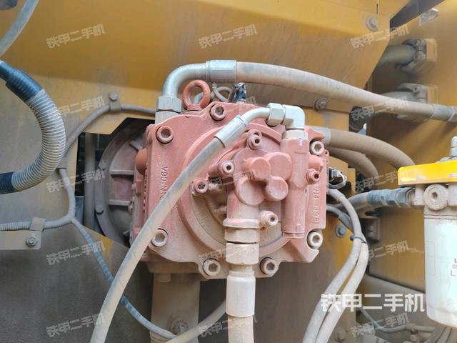 液压泵室（大件舱室）