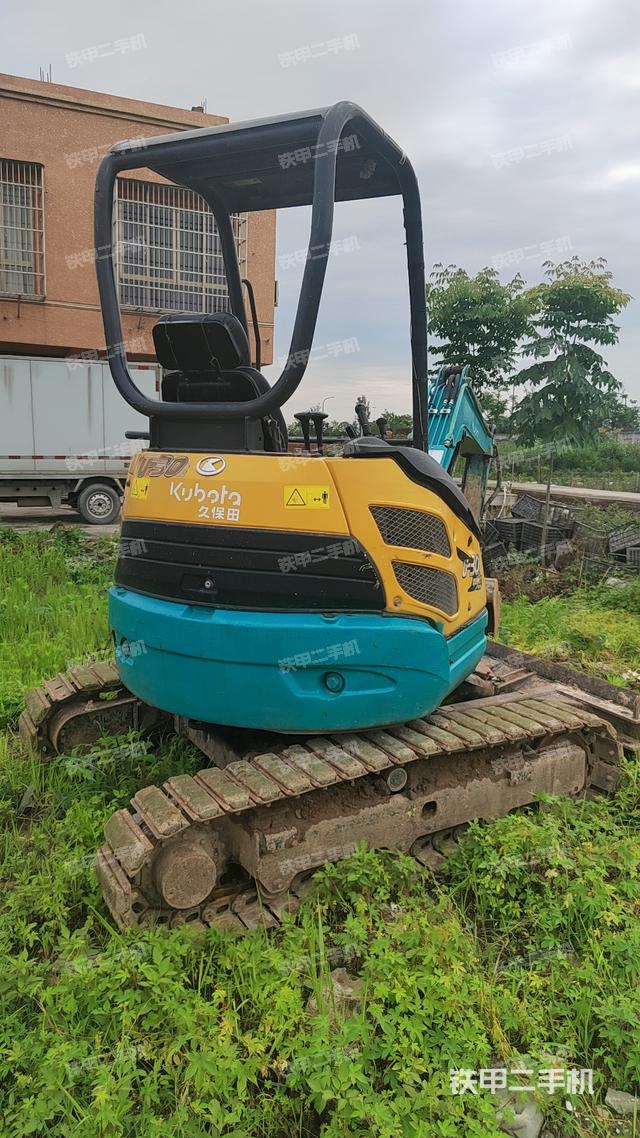 驾驶室整体（整机外观）