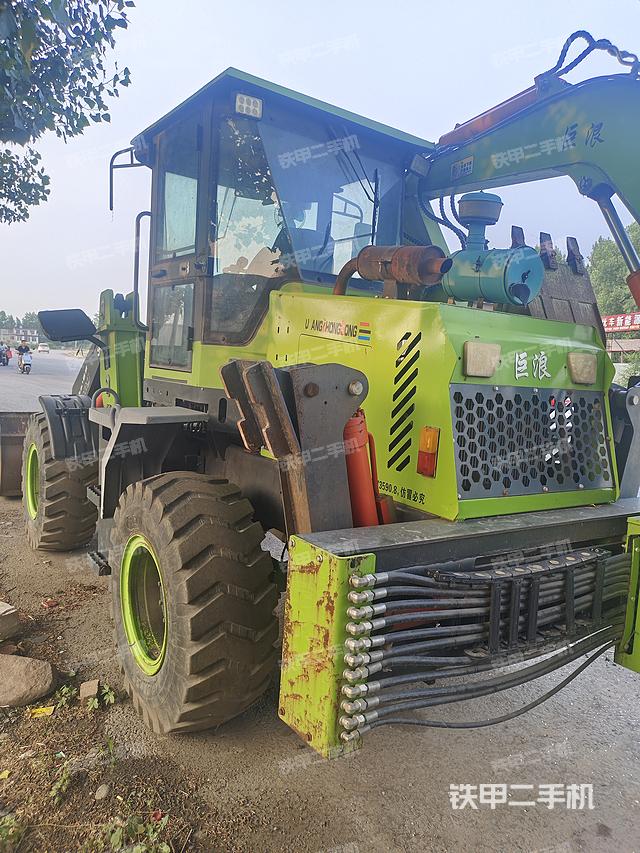 发动机左侧（整机外观及大件）