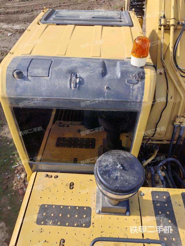 驾驶室顶部俯视（上车部件）