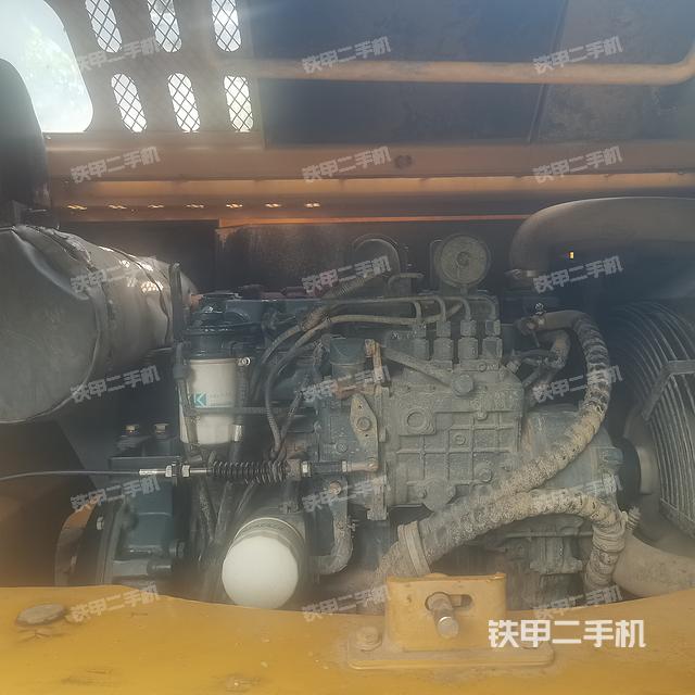 发动机整体俯视（整机外观）