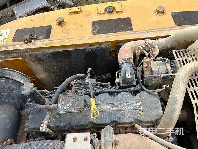 发动机整体俯视（整机外观）