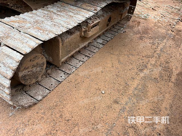 单侧履带整体（整机外观）