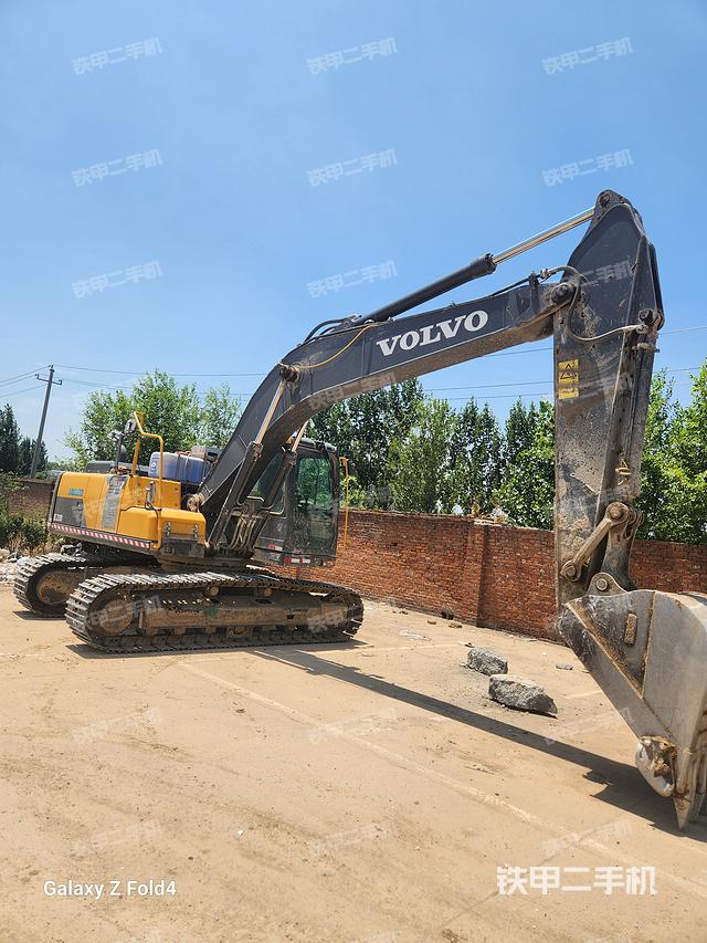 单侧履带整体（整机外观）