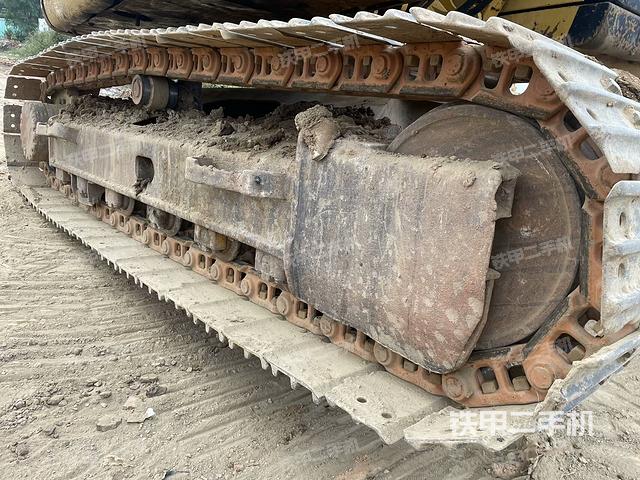 单侧履带整体（整机外观）