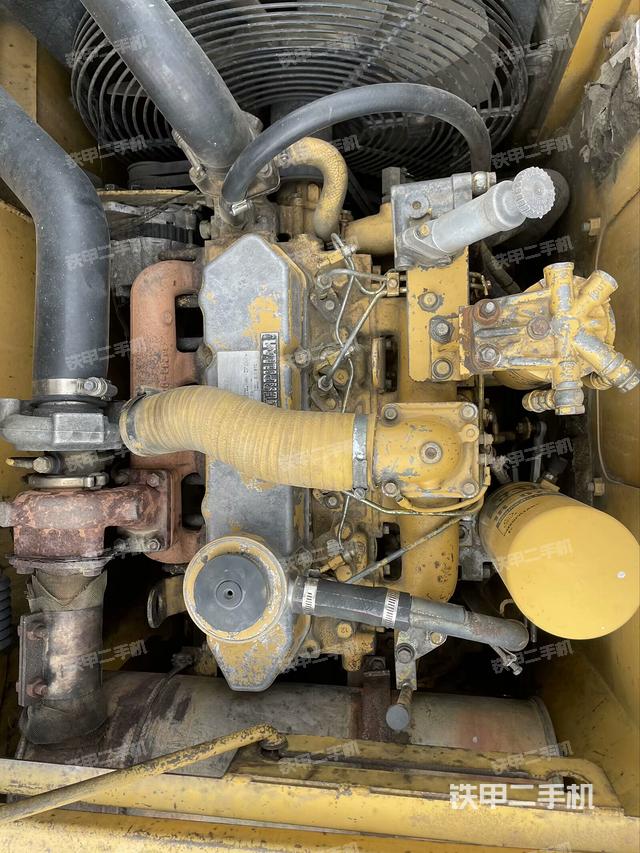 发动机整体俯视（整机外观）