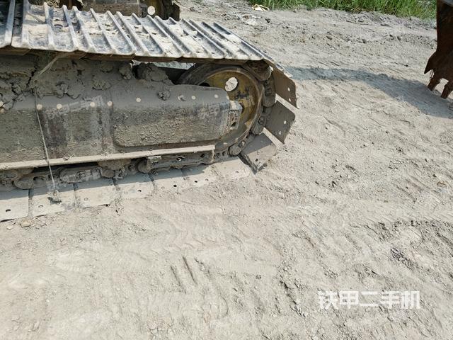 右導(dǎo)向輪（行走機(jī)構(gòu)）