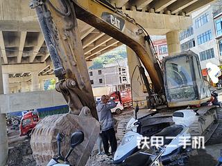 贵州-六盘水市二手卡特彼勒315D液压挖掘机实拍照片