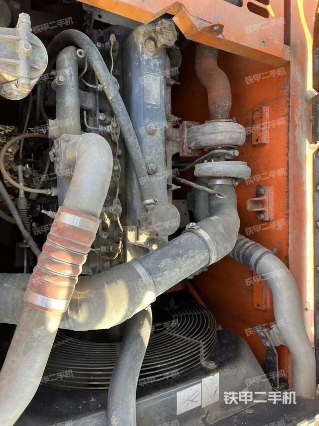 发动机整体俯视（整机外观）